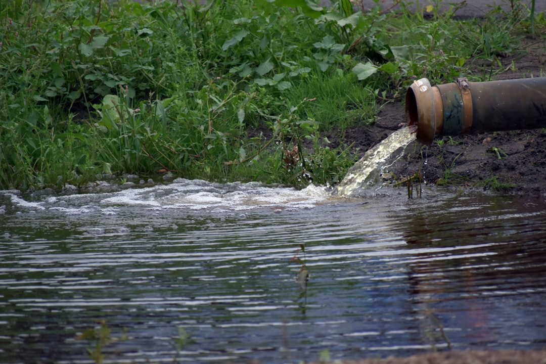Sondaj makinesi çalışırken